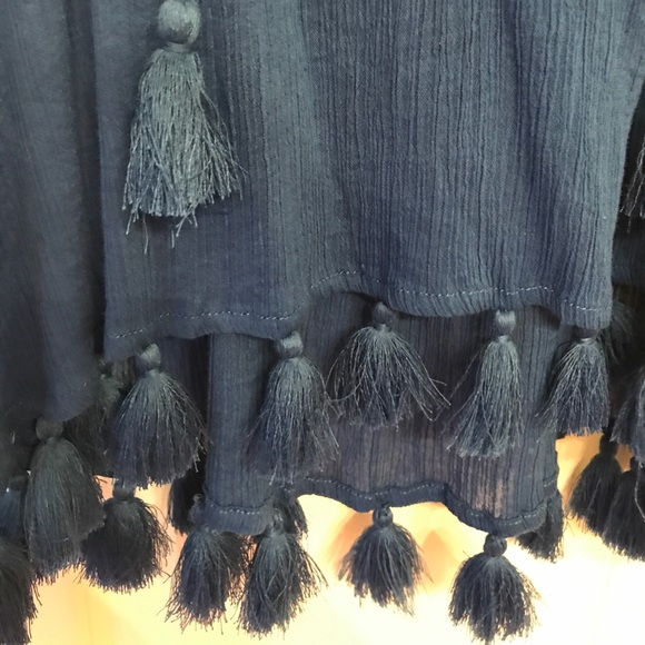 Lilly Pulitzer Roxi Top - Picture 5 of 6